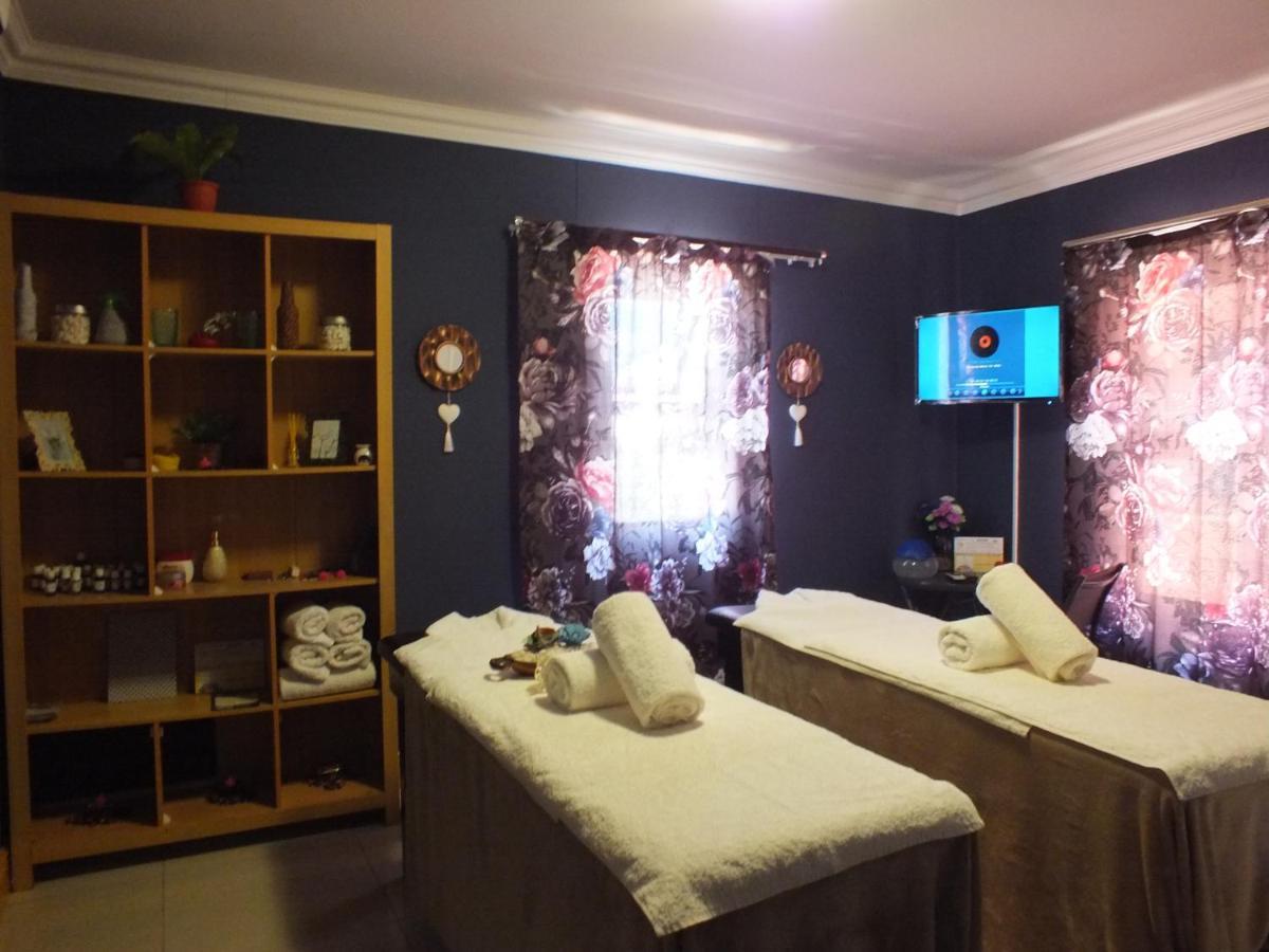 Royal Castle Guest House Windhoek Dış mekan fotoğraf