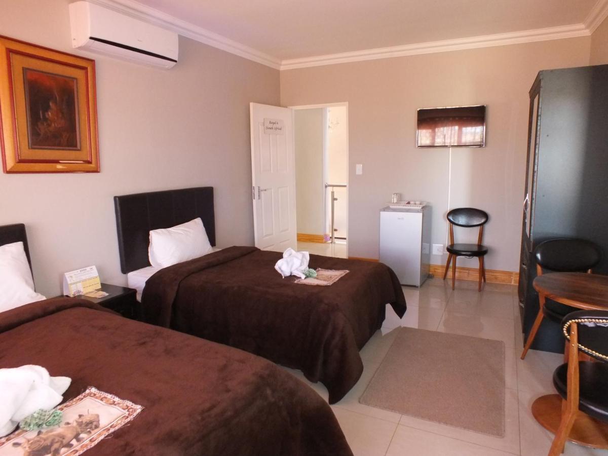 Royal Castle Guest House Windhoek Dış mekan fotoğraf