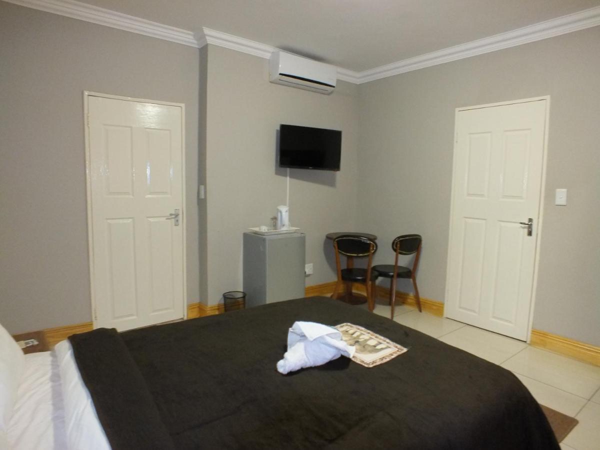 Royal Castle Guest House Windhoek Dış mekan fotoğraf