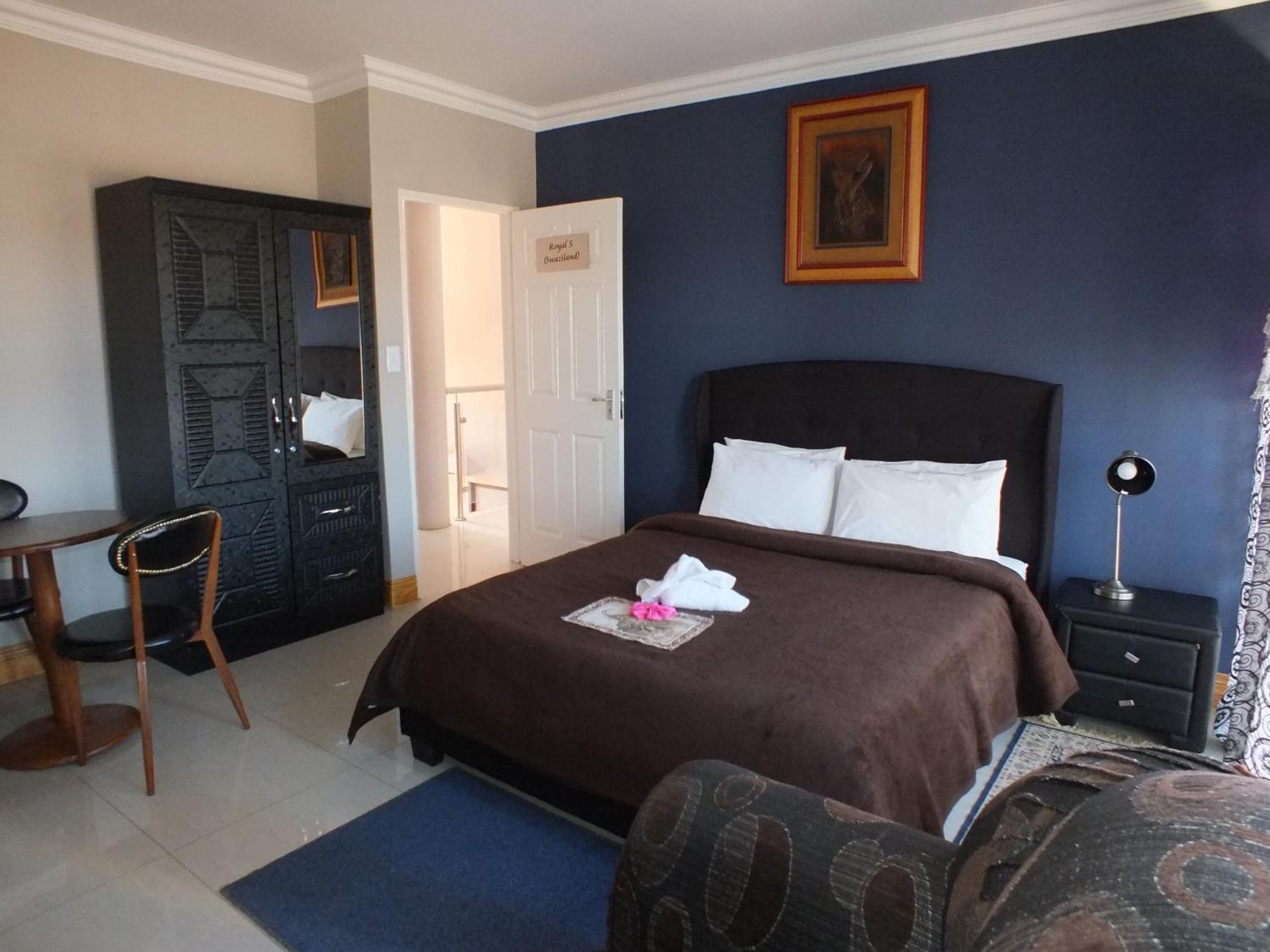 Royal Castle Guest House Windhoek Oda fotoğraf